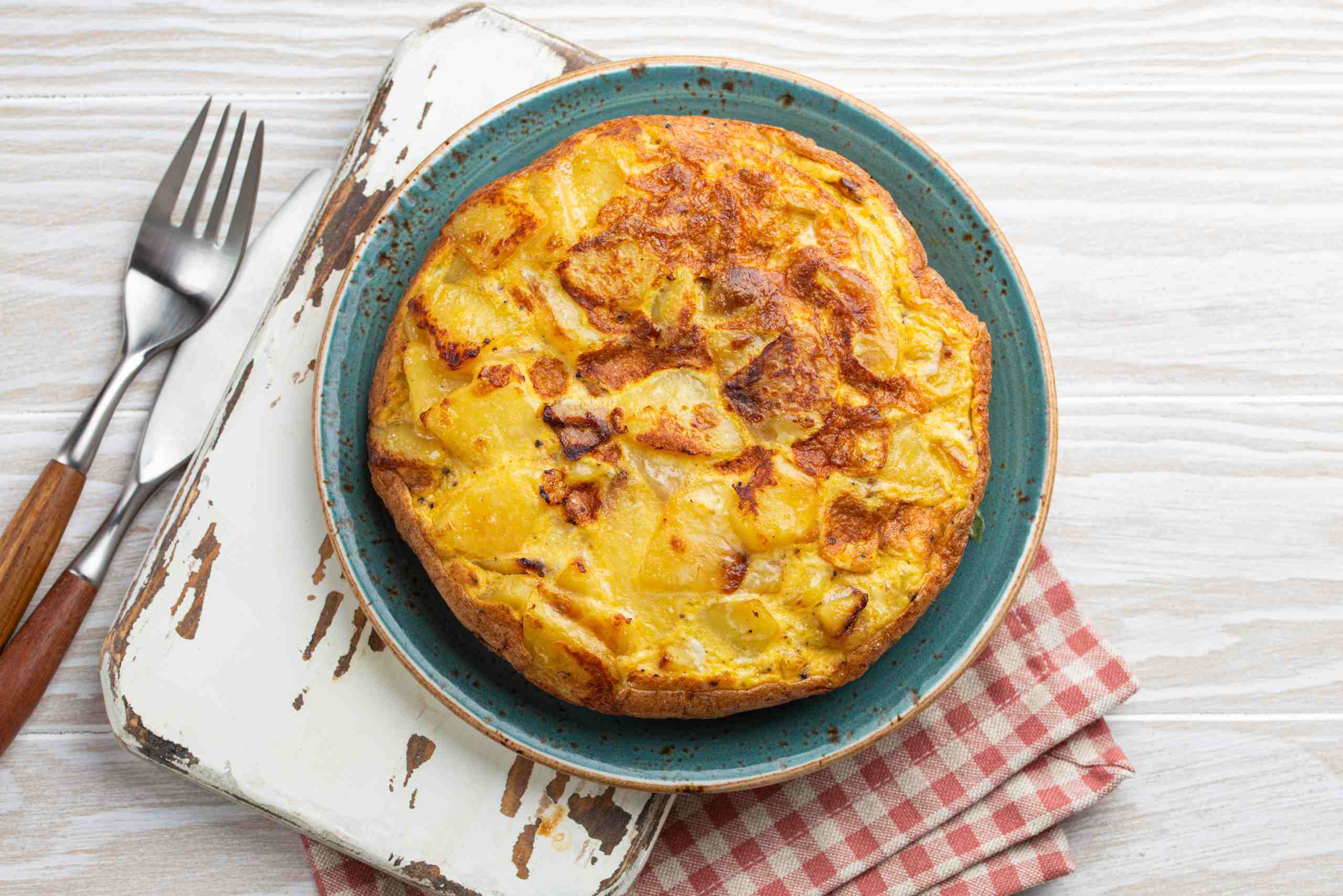 tortilla-patatas-reina-dieta-semanal-equilibrada
