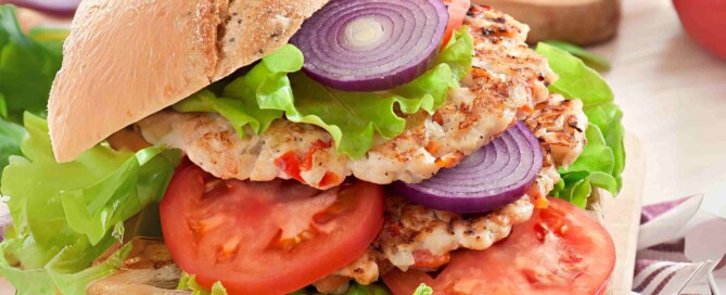 hamburgesa-pollo-completa-comidas-faciles-saludables