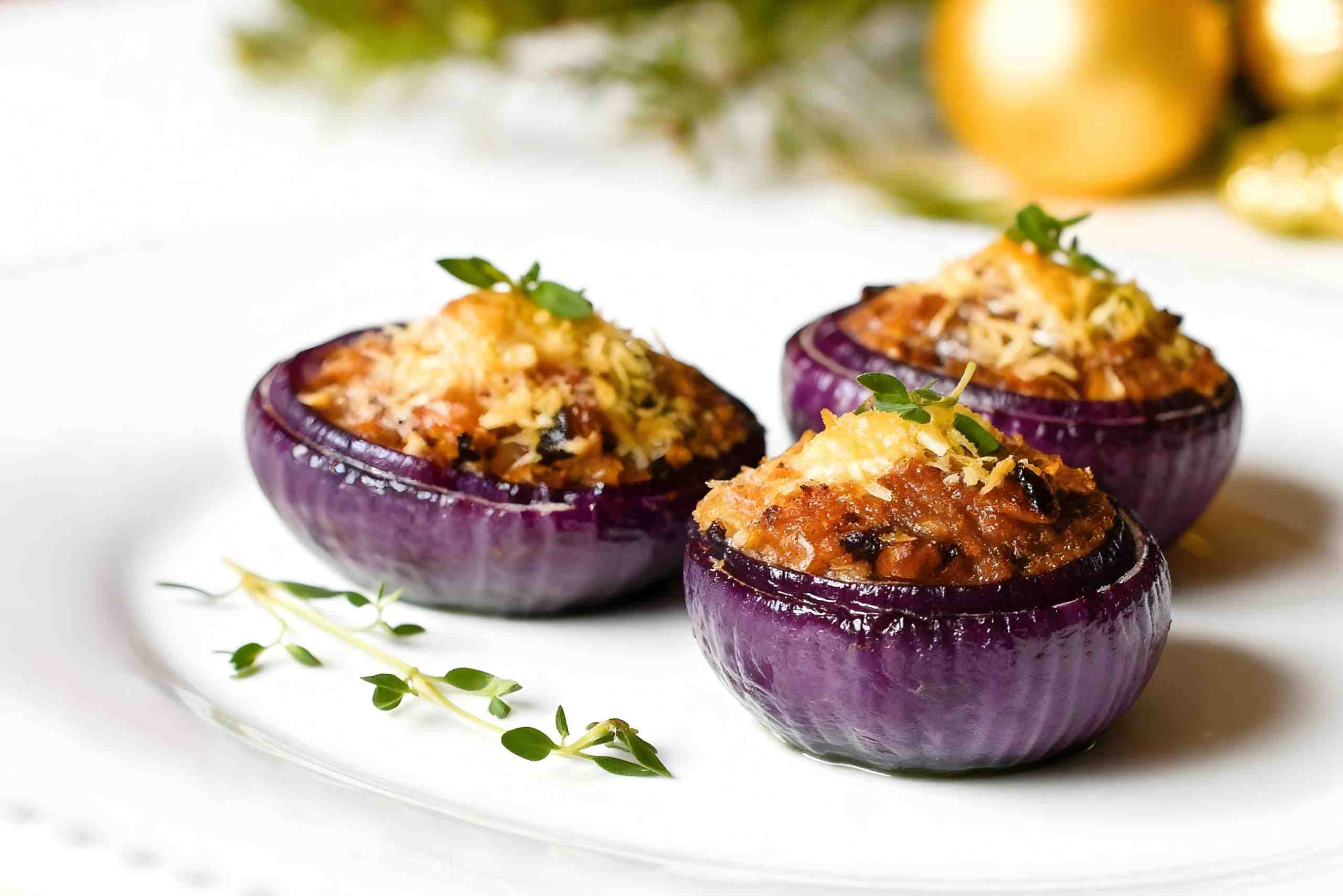 Cebollas moradas rellenas: una receta saludable para tu recetario fit